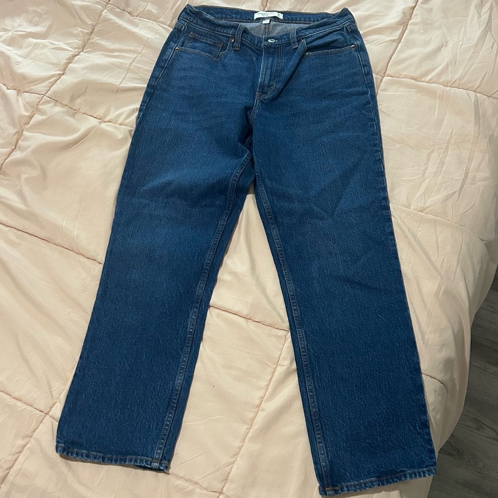 Abercrombie The Straight mid rise curve love